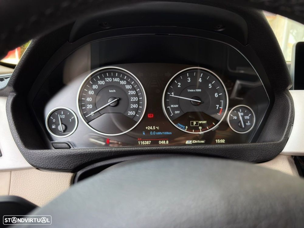 BMW 330 e iPerformance Advantage - 18