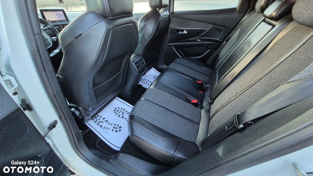 Peugeot 3008 2.0 HDi Premium - 17