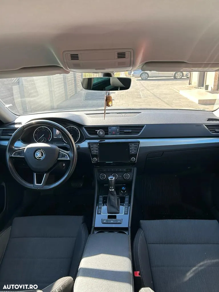 Skoda Superb 1.6 TDI DSG Ambition - 9