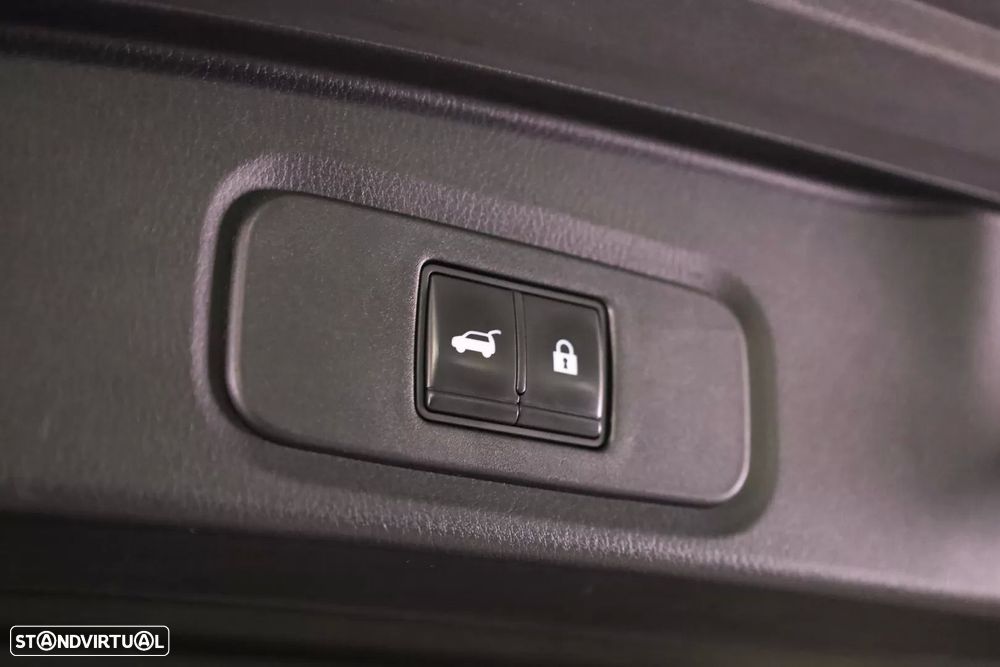 Nissan Qashqai 1.3 DIG-T N-Connecta LED+TT+SKY - 20