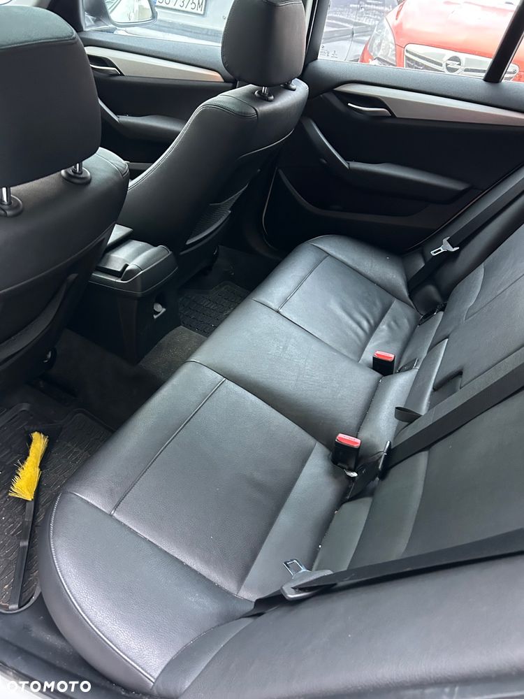 BMW X1 xDrive20d - 8