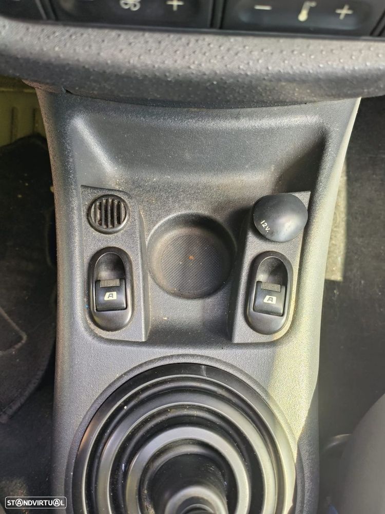 Citroën C2 1.4 HDi VTR - 13