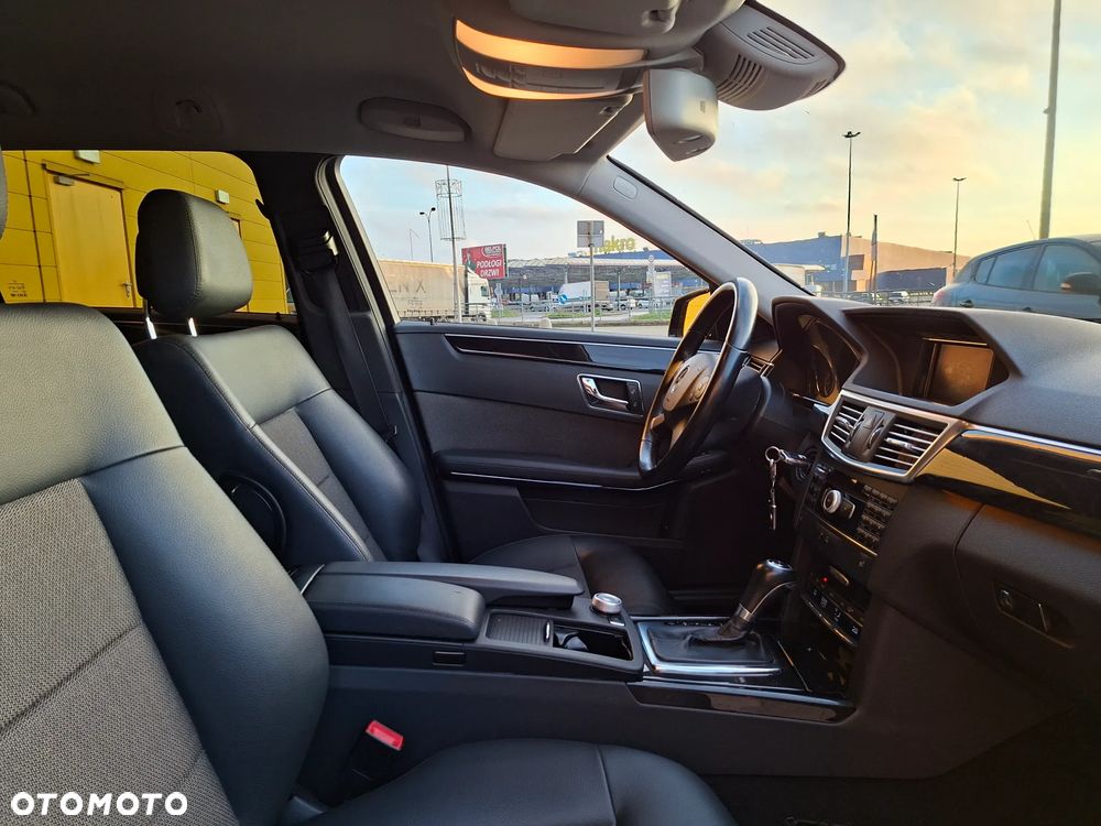 Mercedes-Benz Klasa E - 30