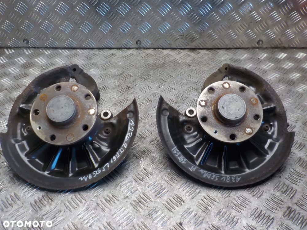 AUDI A3 8V 1.4 TFSI PIASTA LEWY LUB PRAWY TYŁ - 1