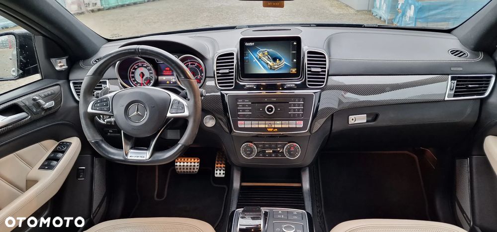 Mercedes-Benz GLE - 12