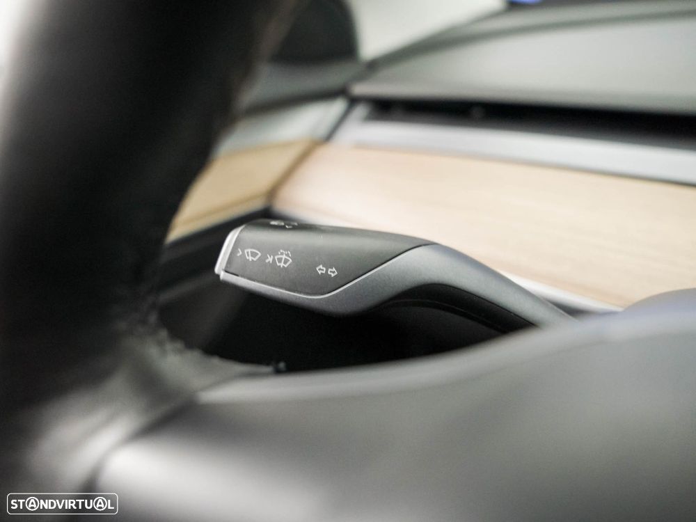 Tesla Model 3 Long Range Tração Integral - 21