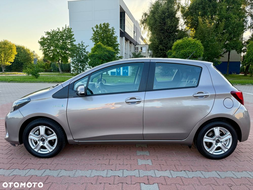 Toyota Yaris 1.5 VVT-i Comfort mit Design Paket - 3