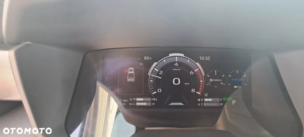 Toyota Tundra - 5