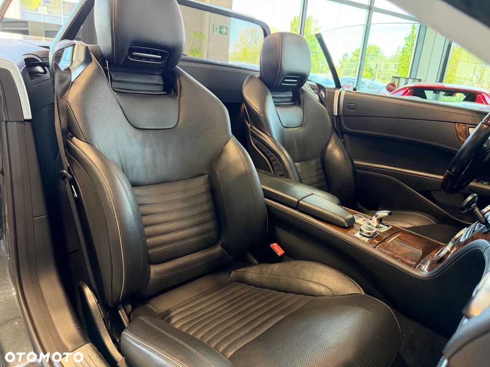 Mercedes-Benz SL 500 7G-TRONIC - 24
