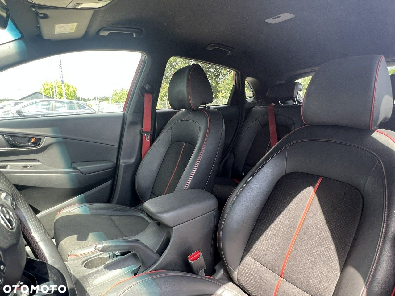 Hyundai Kona 1.6 T-GDI Premium DCT - 11