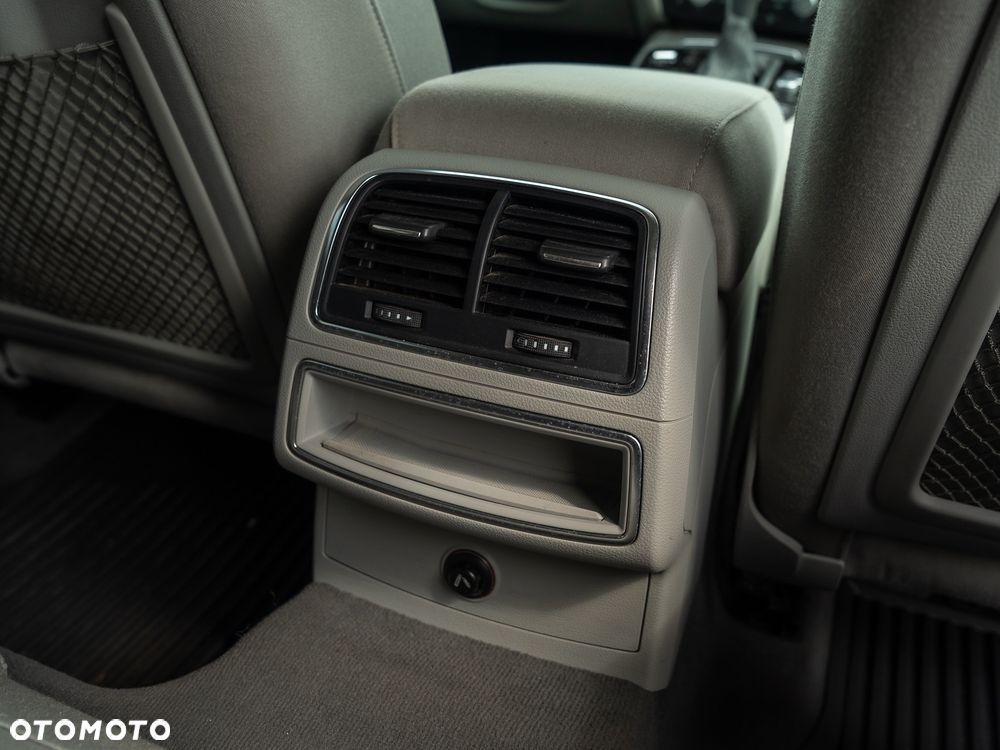 Audi A6 Avant 2.0 TDI DPF multitronic - 19
