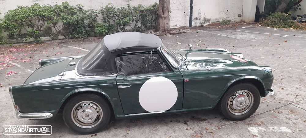 Triumph TR4 - 3