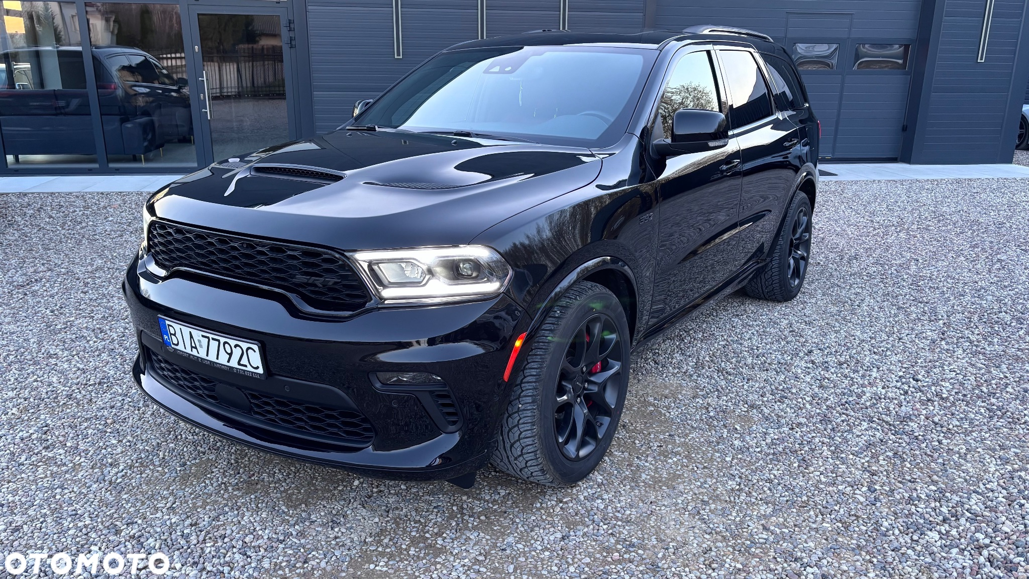Dodge Durango 6.4 SRT - 4