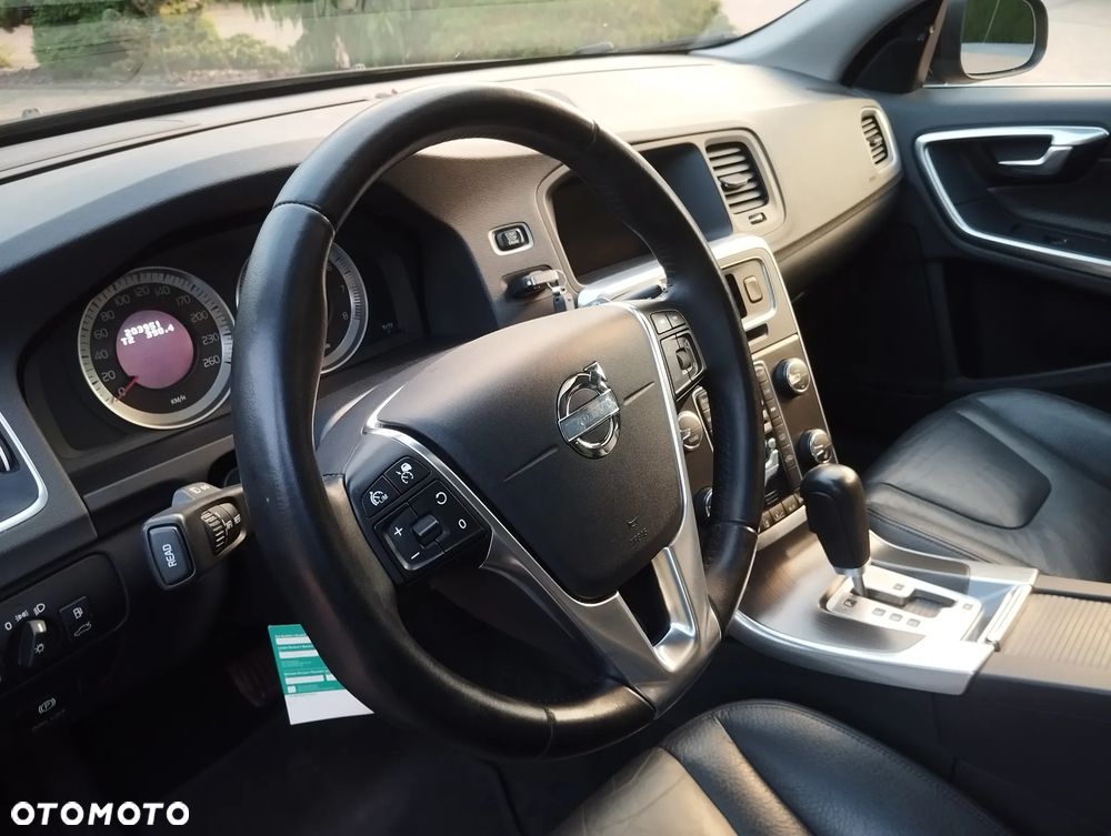 Volvo V60 - 20