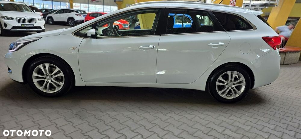 Kia Ceed - 6