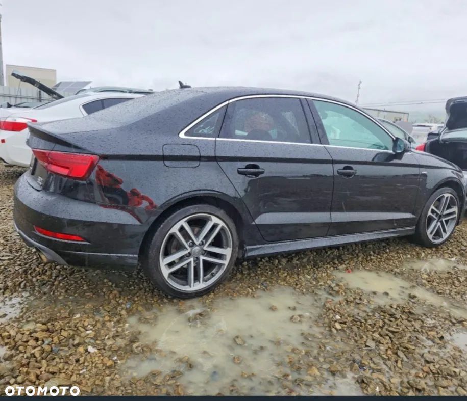 Audi A3 Limousine 2.0 TFSI quattro S tronic design - 4