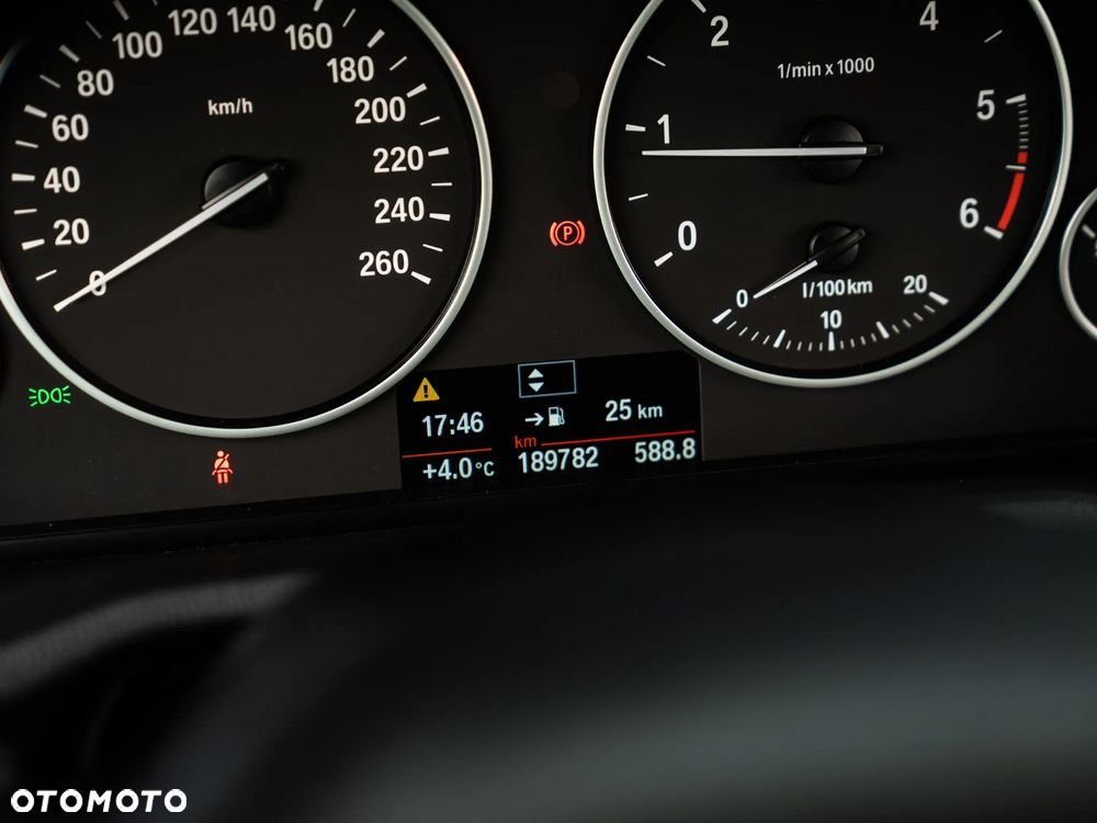 BMW X3 xDrive20d - 39