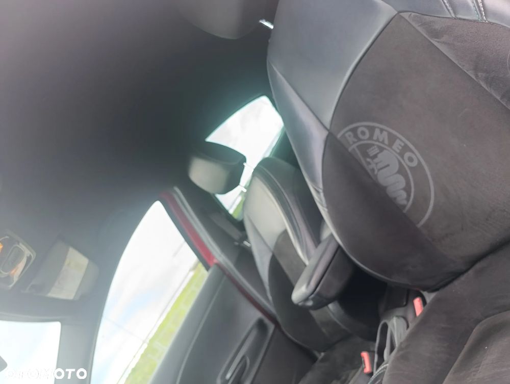 Alfa Romeo Giulietta 2.0 JTDM Exclusive TCT EU6 - 10