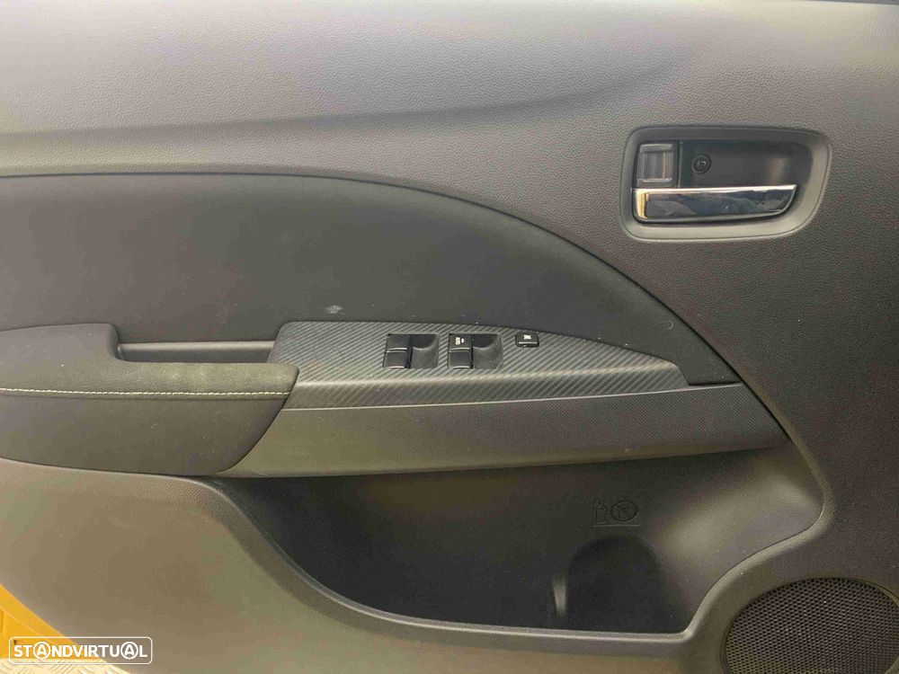 Mitsubishi Space Star 1.2 Connect Edition - 12