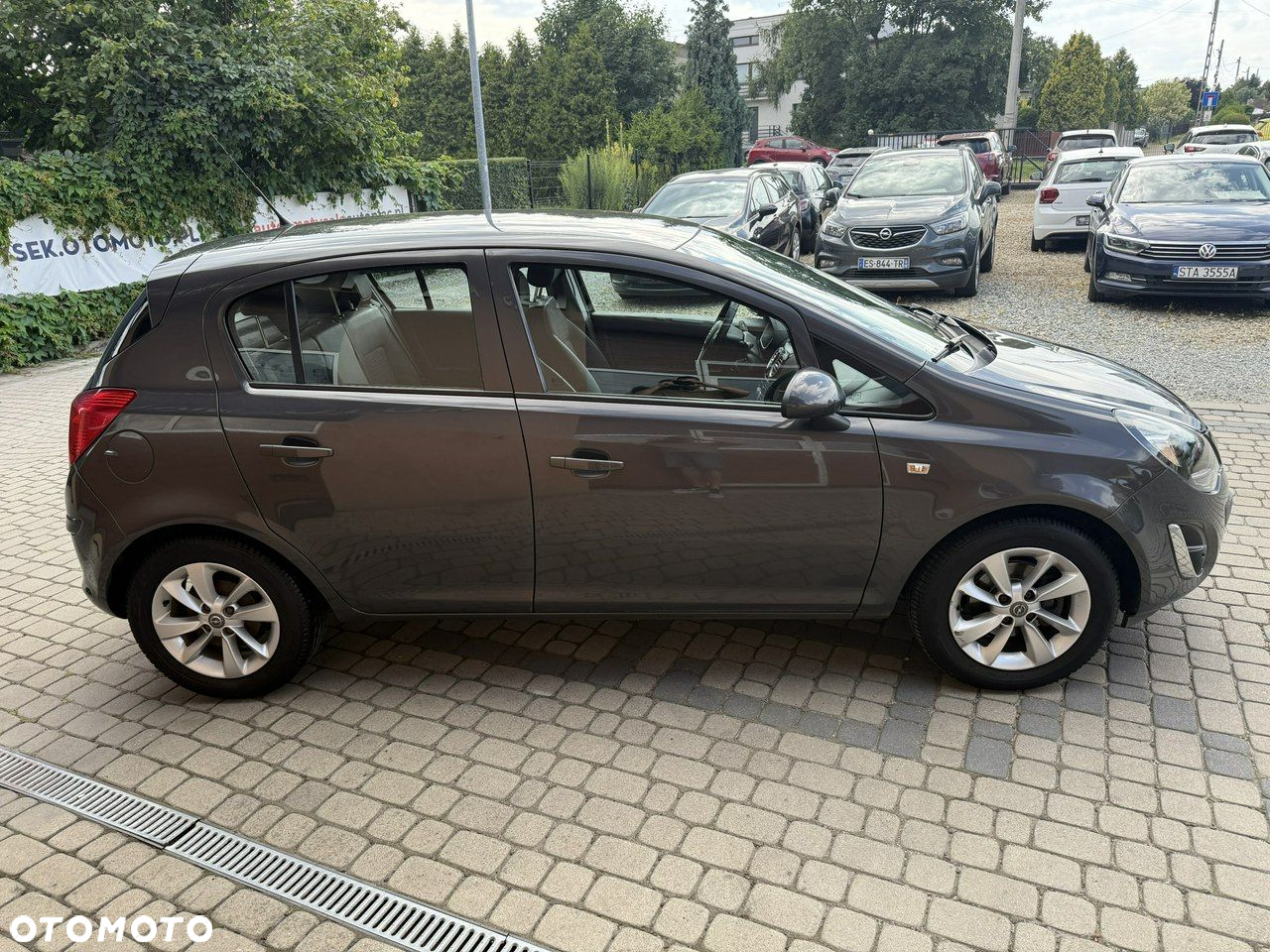 Opel Corsa 1.4 16V Active - 5