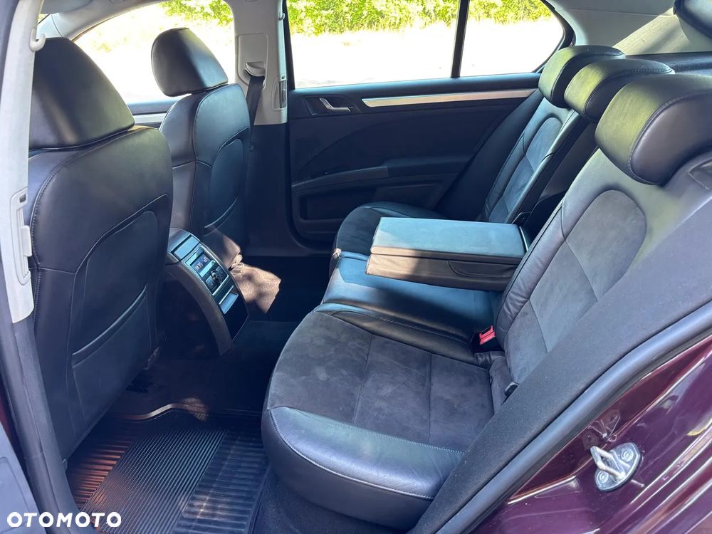 Skoda Superb 2.0 TDI 4x4 Platinum DSG - 15