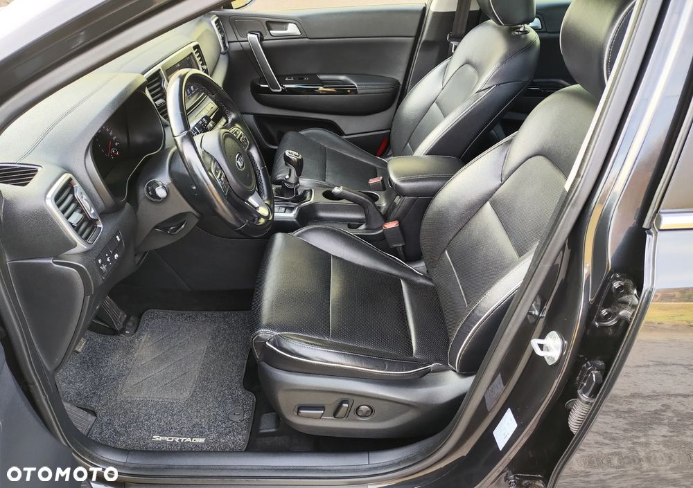 Kia Sportage 1.7 CRDI 2WD ISG Dream-Team Edition - 15