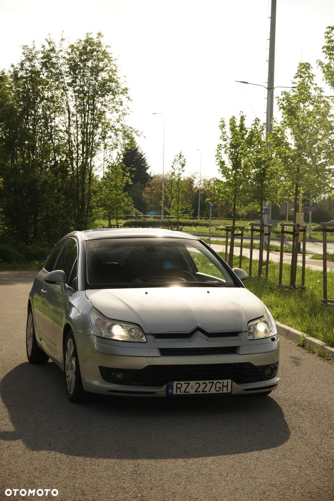 Citroën C4 2.0 HDi VTS - 2