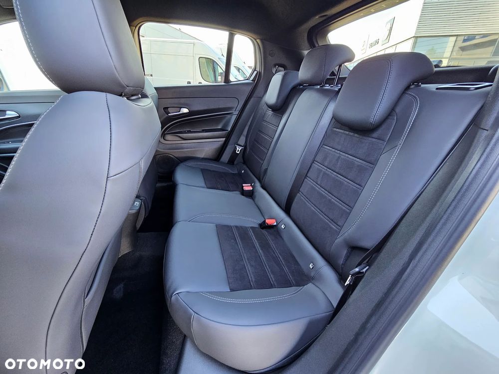 Fiat 600 1.2 Turbo Sport eDCT - 25