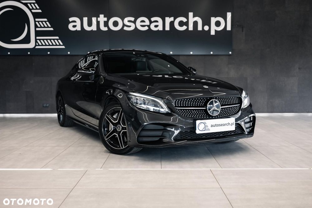 Mercedes-Benz Klasa C 300 9G-TRONIC - 4