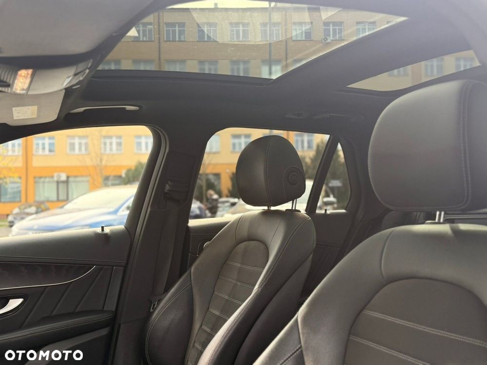 Mercedes-Benz GLC - 13