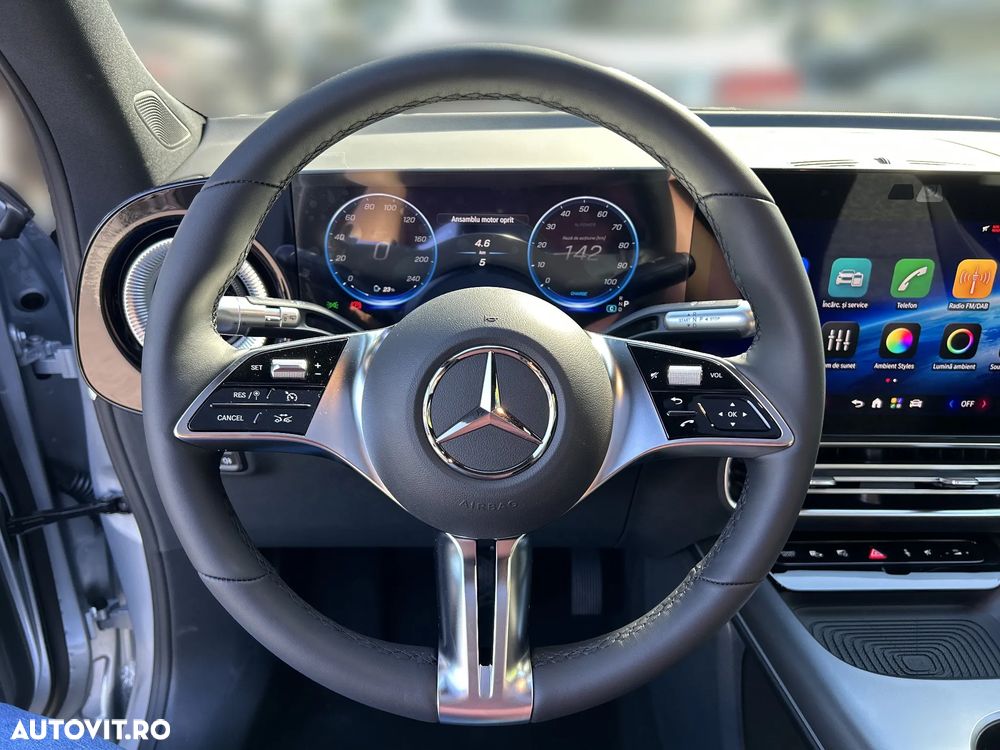 Mercedes-Benz GLB 250+ EV - 10