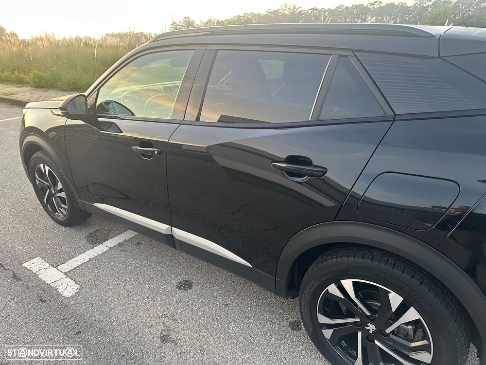 Peugeot e-2008 50 kWh GT - 8