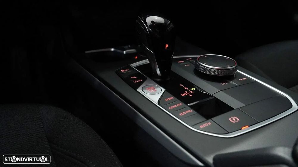 BMW 116 d Advantage Auto - 35