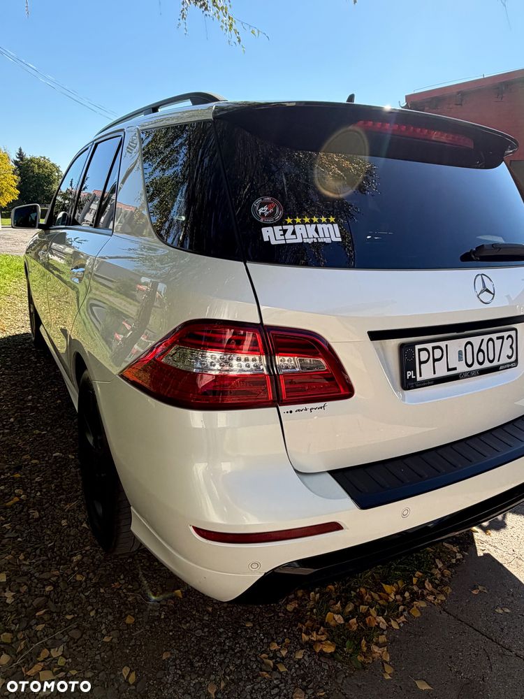 Mercedes-Benz ML 350 BlueTec 4-Matic - 8