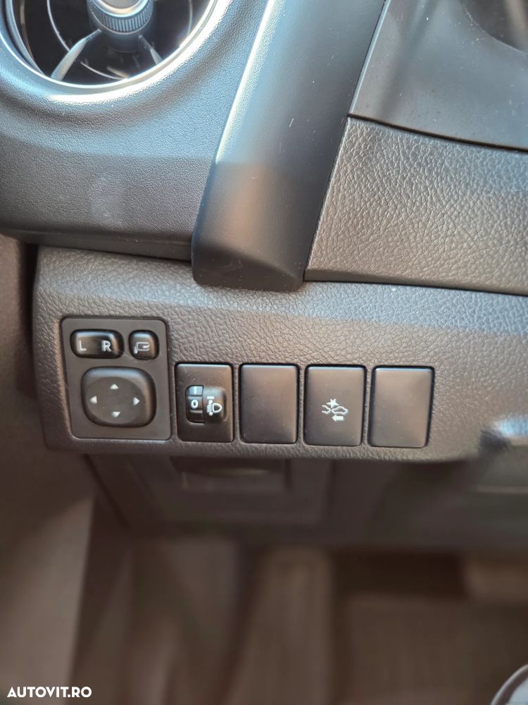 Toyota Auris - 13