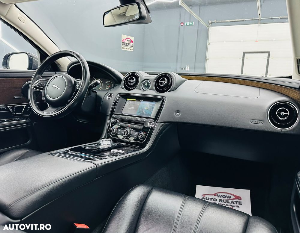 Jaguar XJ 30d Premium Luxury - 26