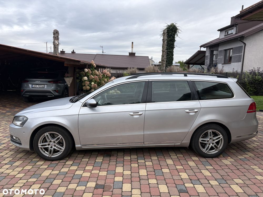 Volkswagen Passat 2.0 TDI DPF Highline - 5
