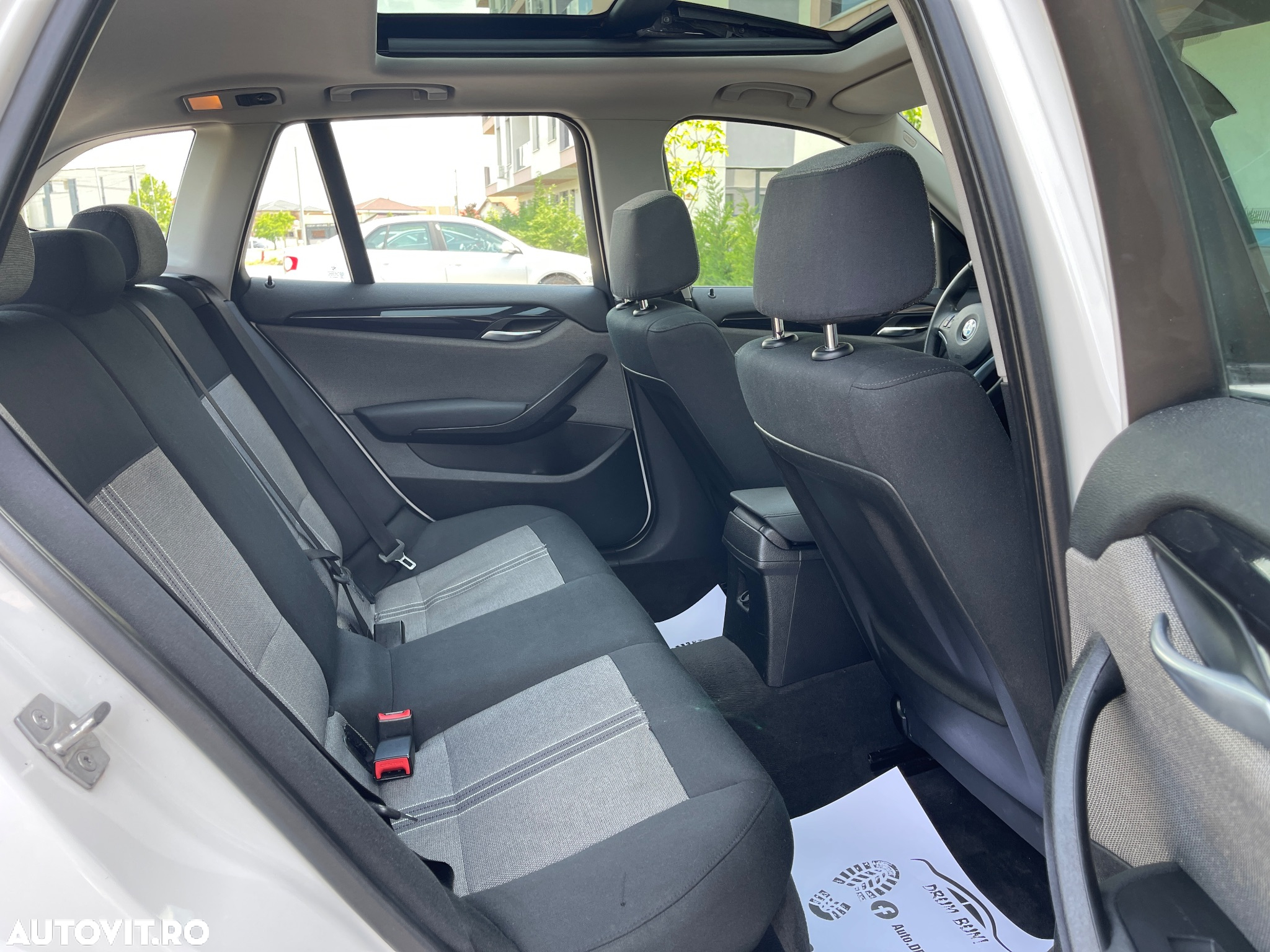 BMW X1 xDrive18d Aut. Sport Line - 16