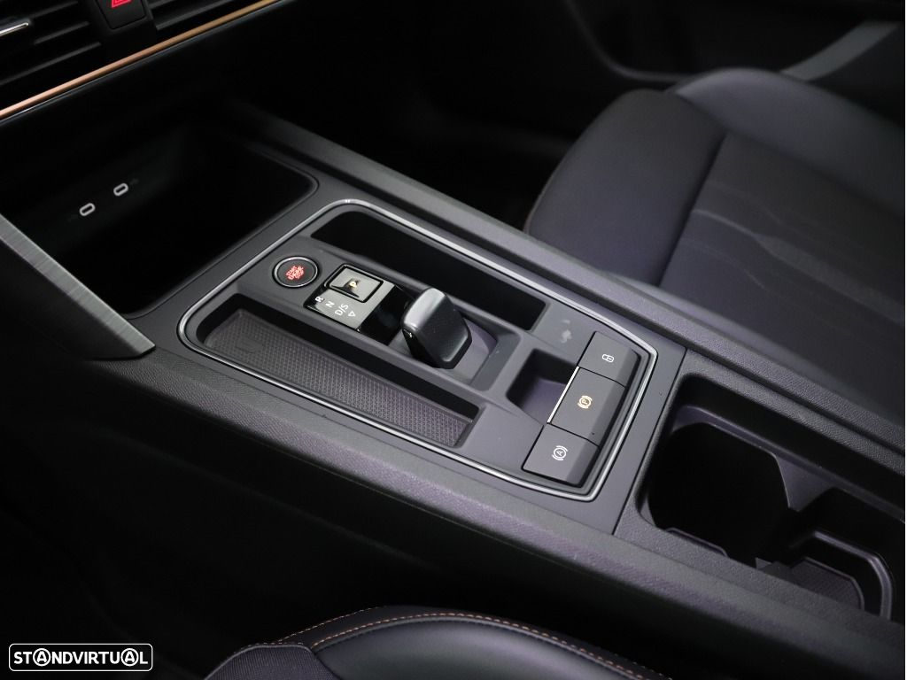 Cupra Formentor 1.4 e-Hybrid DSG VZ - 25