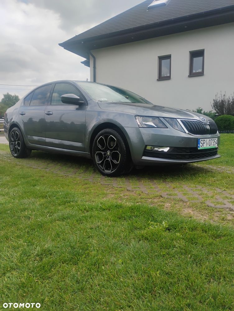 Skoda Octavia - 2