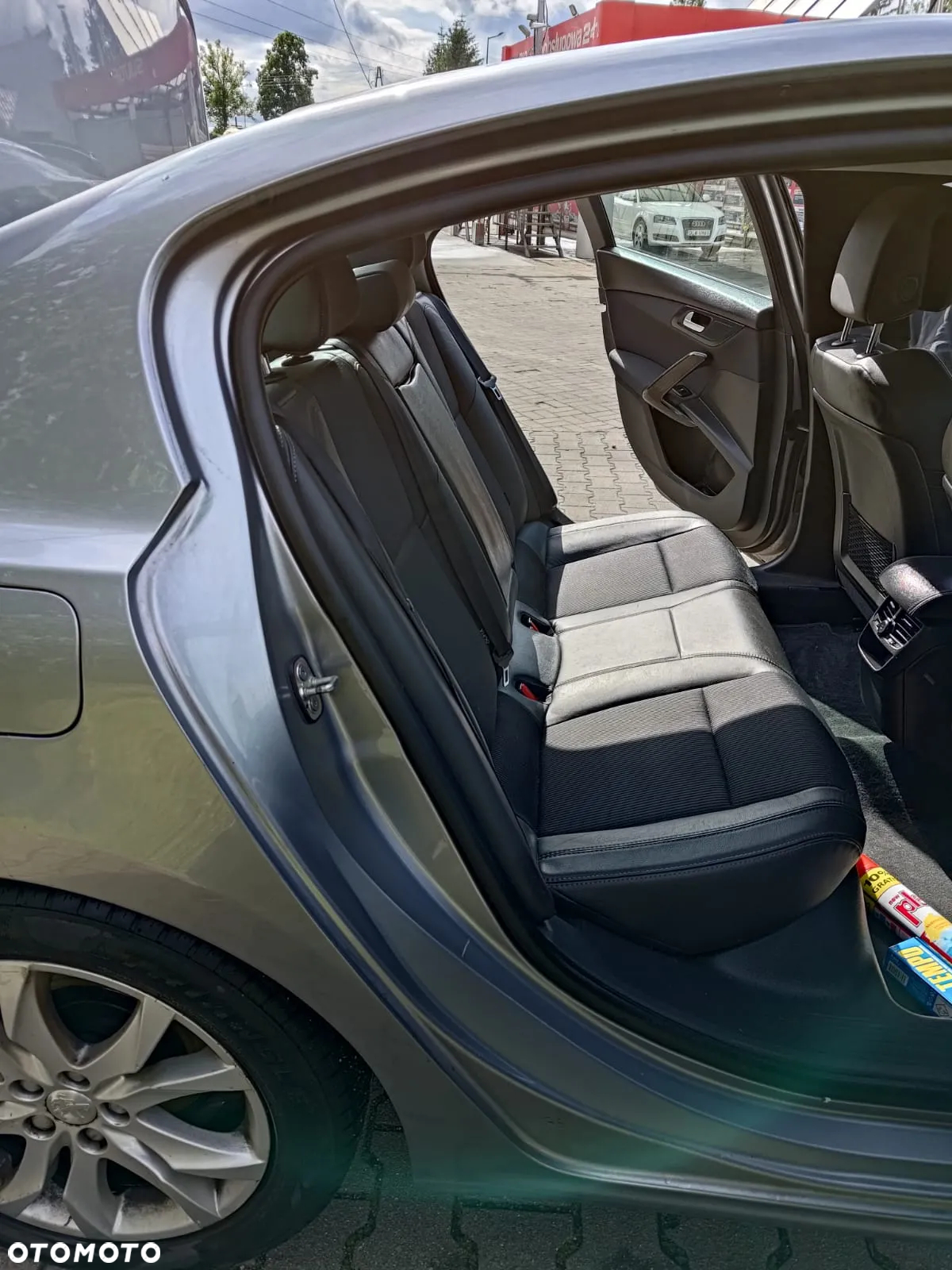Peugeot 508 1.6 e-THP Allure S&S - 27