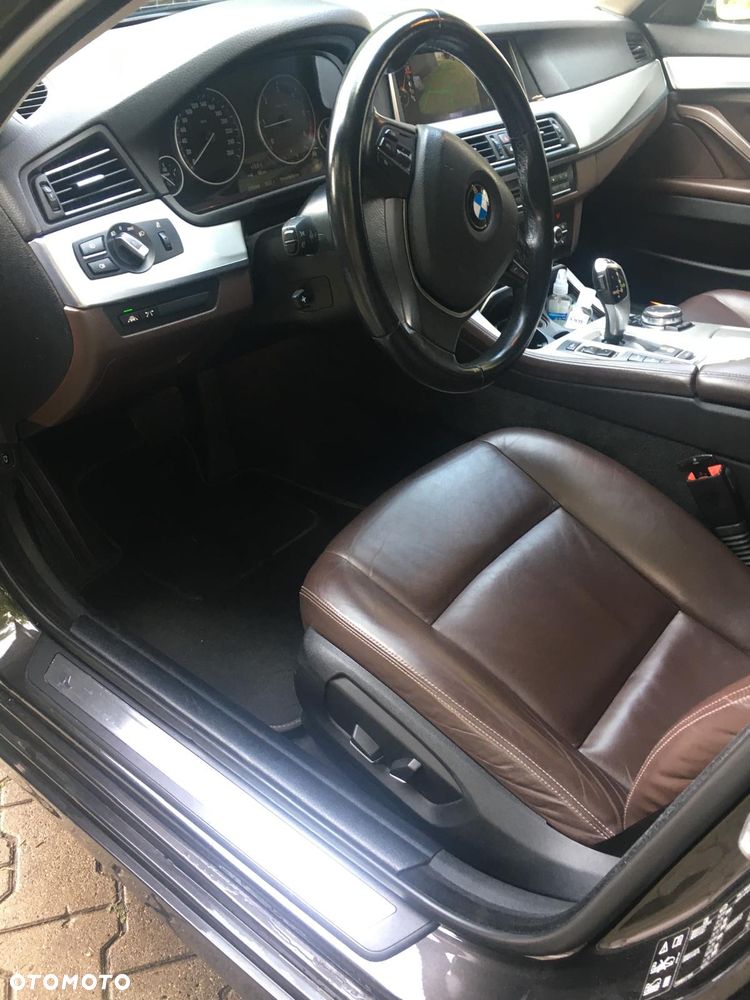 BMW Seria 5 520d xDrive Luxury Line - 6
