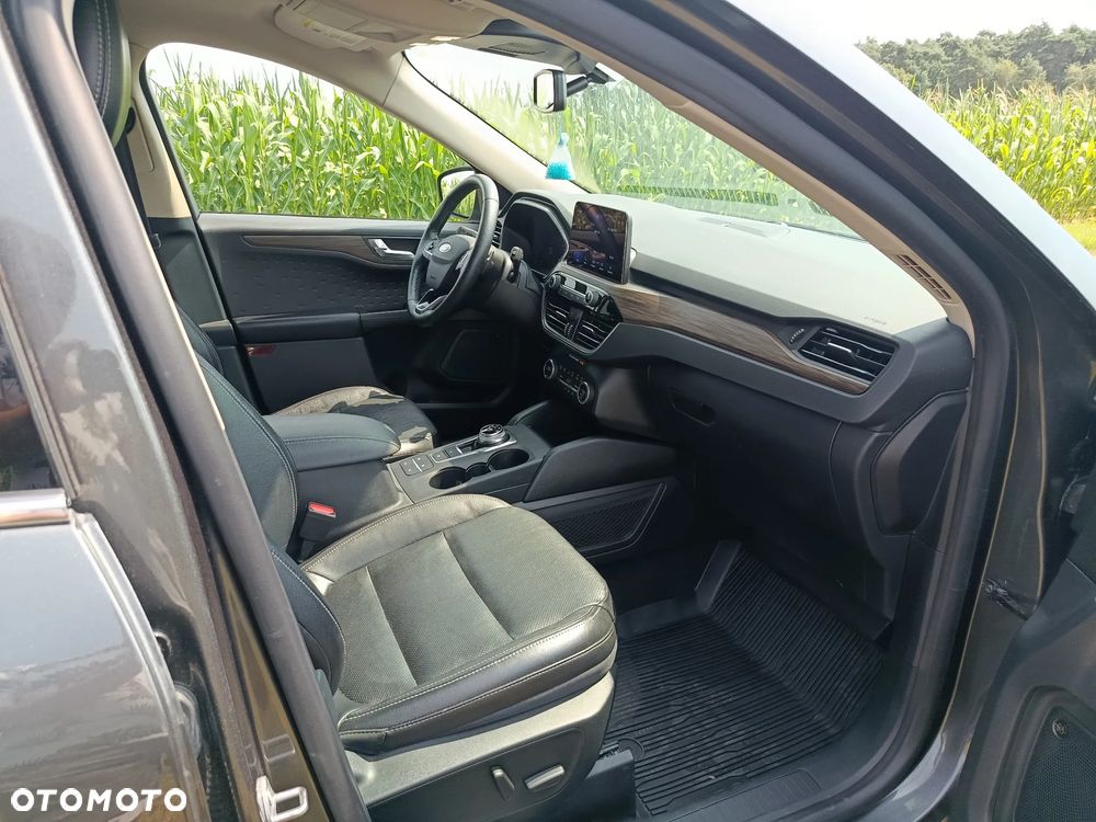Ford Kuga - 20