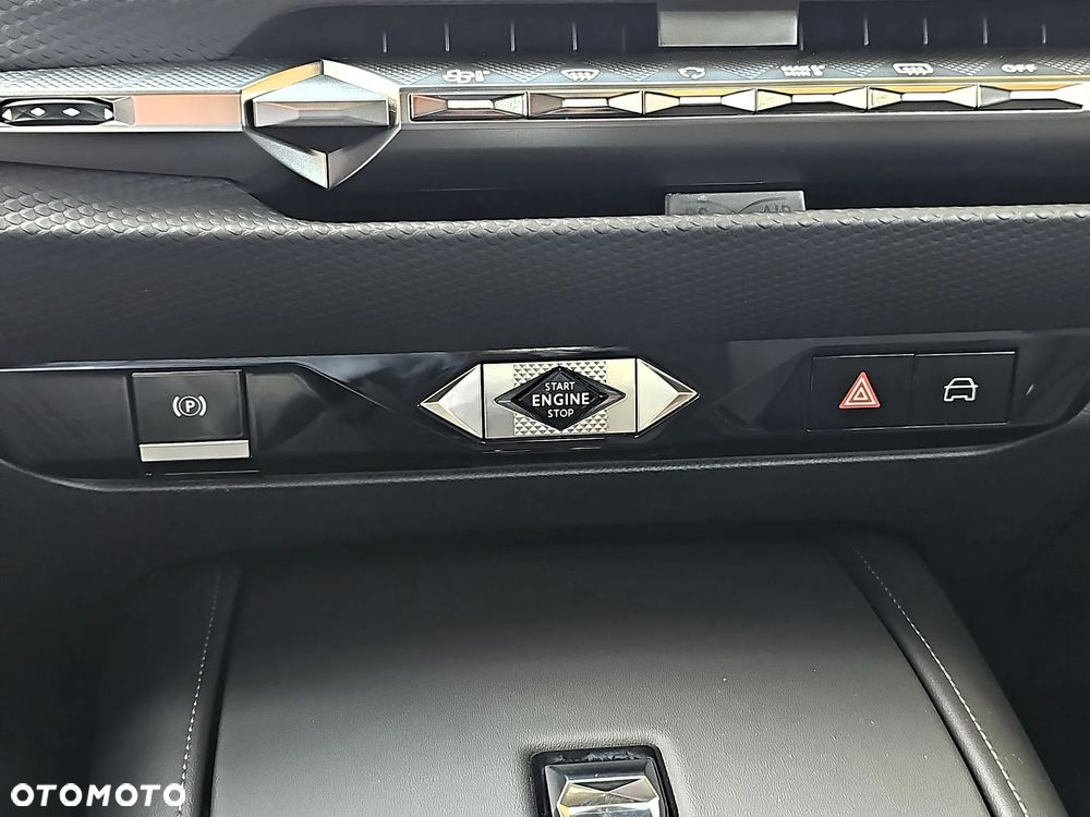 DS Automobiles DS 4 1.2 PureTech Cross Trocadero - 27