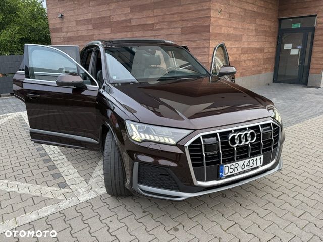 Audi Q7 - 1