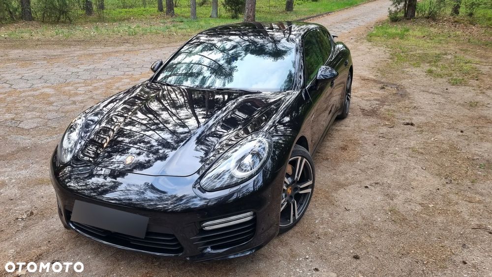 Porsche Panamera Turbo - 24