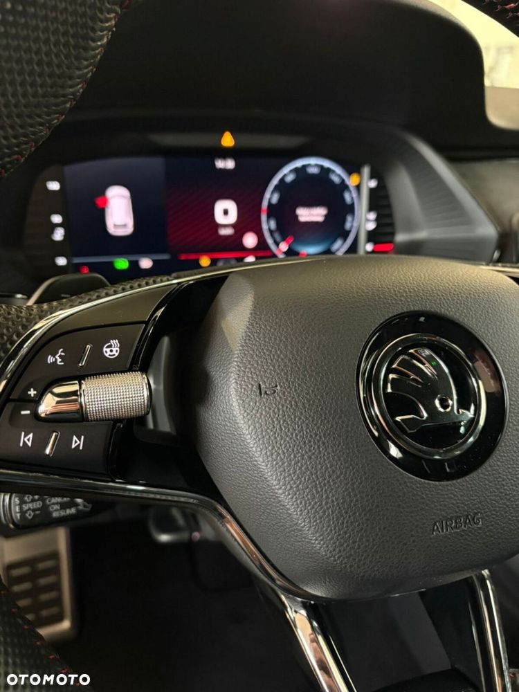 Skoda Octavia 2.0 TSI RS DSG - 12