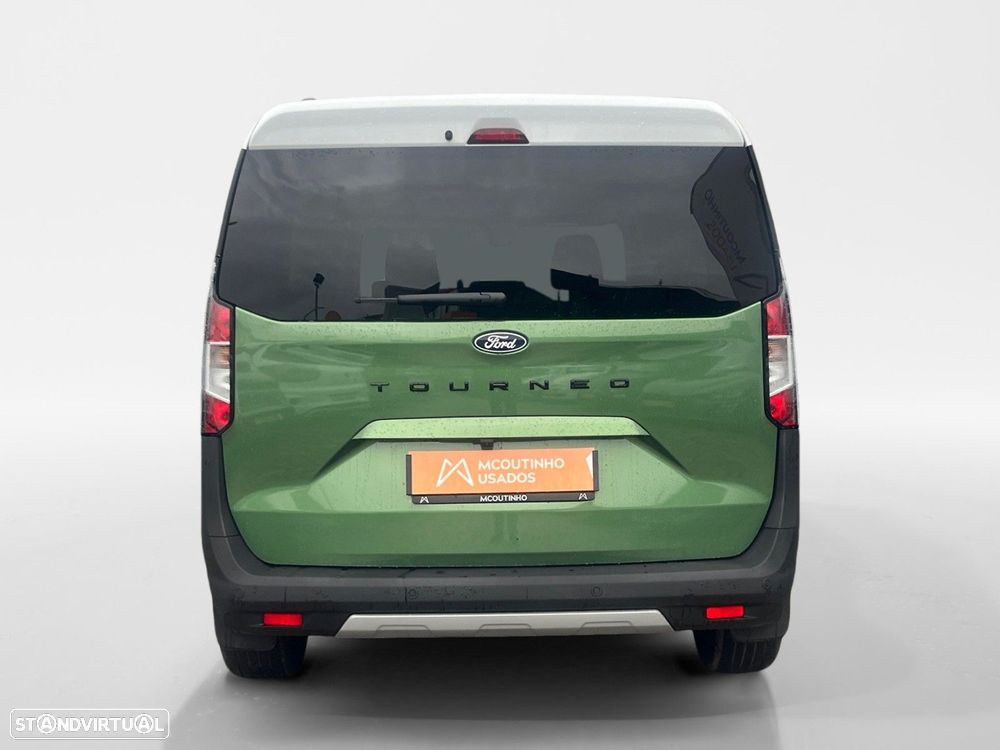 Ford Tourneo Courier 1.0 EcoBoost Titanium DCT - 4