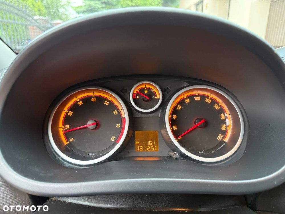 Opel Corsa - 15
