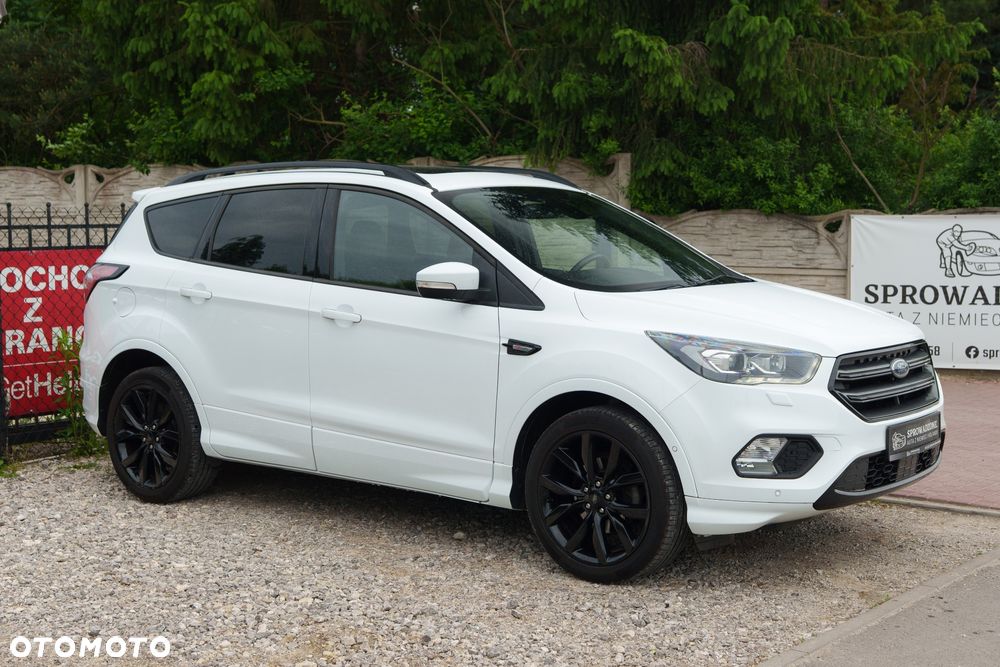 Ford Kuga 1.5 EcoBoost 2x4 ST-Line - 4